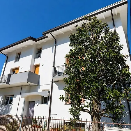 Dimora Apollonia Camelia 300 Meters From The Sea * Rimini