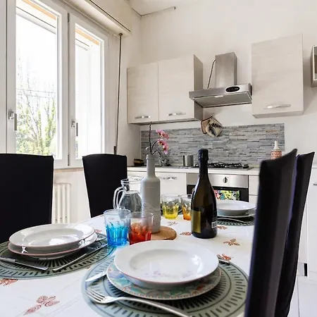 Dimora Apollonia Camelia 300 Meters From The Sea Апартаменты *
